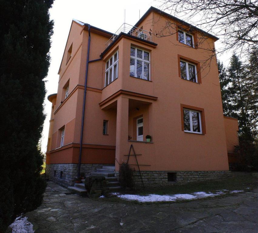 Bungalovy A Ubytovani Ratiborice- Zlic Česká Skalice Ruang foto